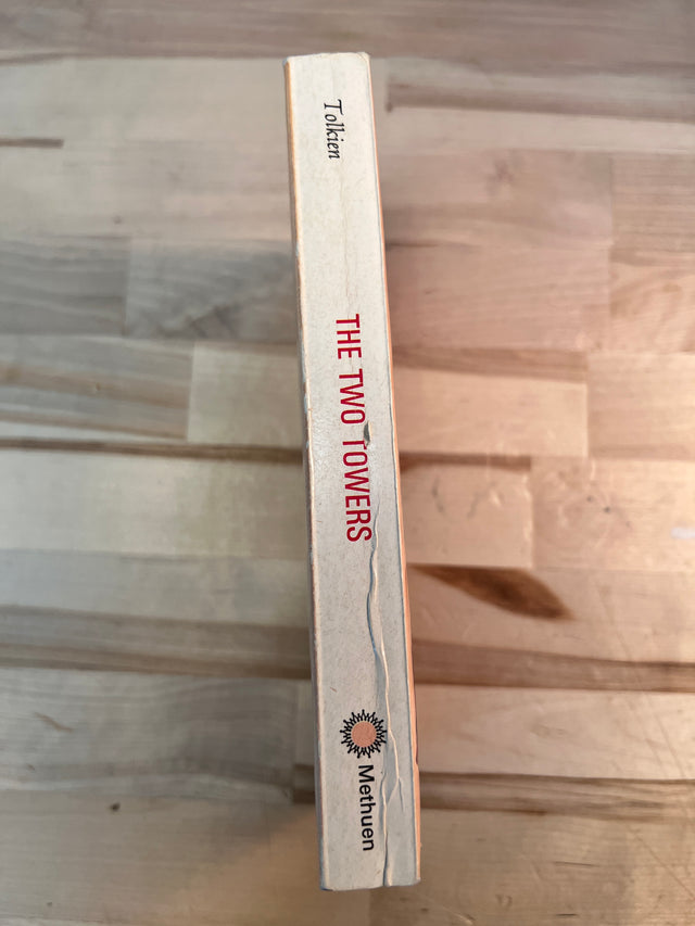 Rare Canadian Printing - The Two Towers - Pauline Baynes Illus. Cover